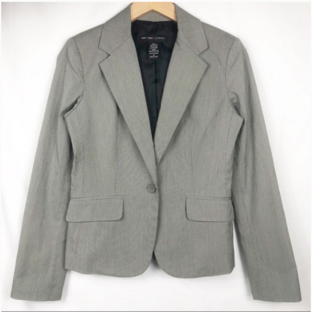 ❤️ New York & Company Gray Blazer